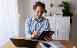 How Digital Technology Is Changing Everyday Decisions and Business Tasks